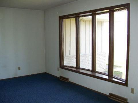 2951 West Russell Road Tecumseh, MI 49286 - Photo 5 of 10 918340-4.JPG