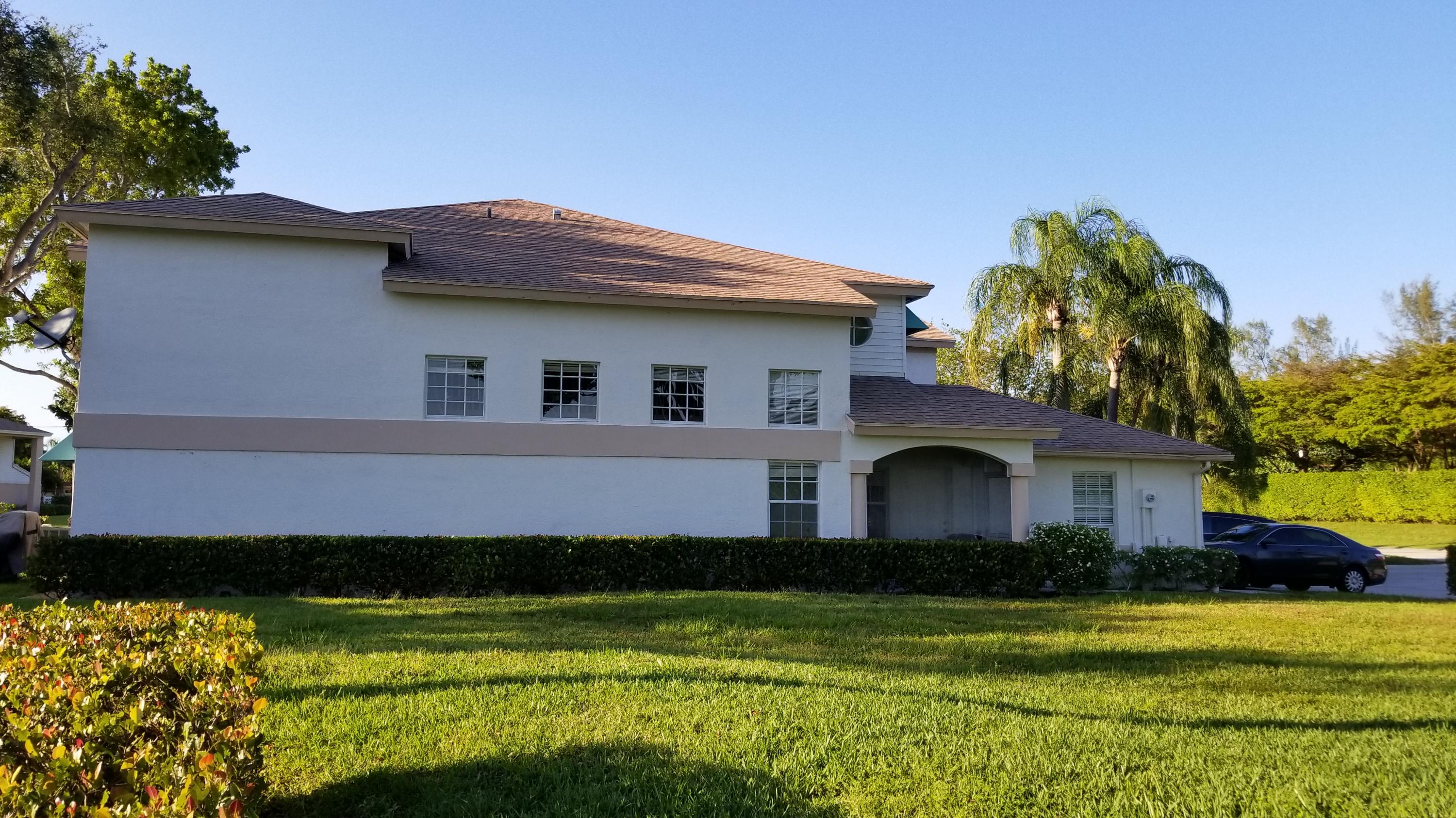 9007 Boca Gardens Circle South, Unit A Boca Raton, FL 33496 - Photo 2 of 24 Living room Windos