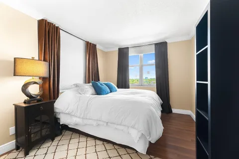 $324,999 | 777 South Federal Highway, Unit 910RP, Pompano Beach, FL 33062