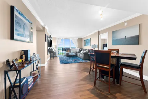 $299,999 | 777 South Federal Highway, Unit 910RP, Pompano Beach, FL 33062