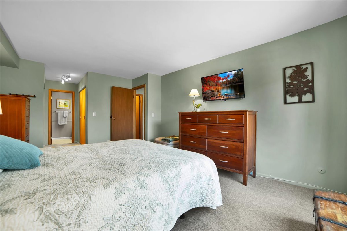 950 East Wilmette Road, Unit 325 Palatine, IL 60074 - Photo 15 of 45