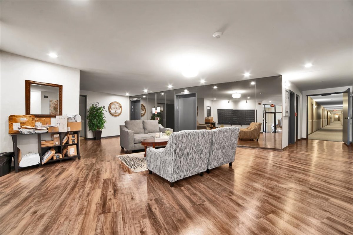 950 East Wilmette Road, Unit 325 Palatine, IL 60074 - Photo 23 of 45