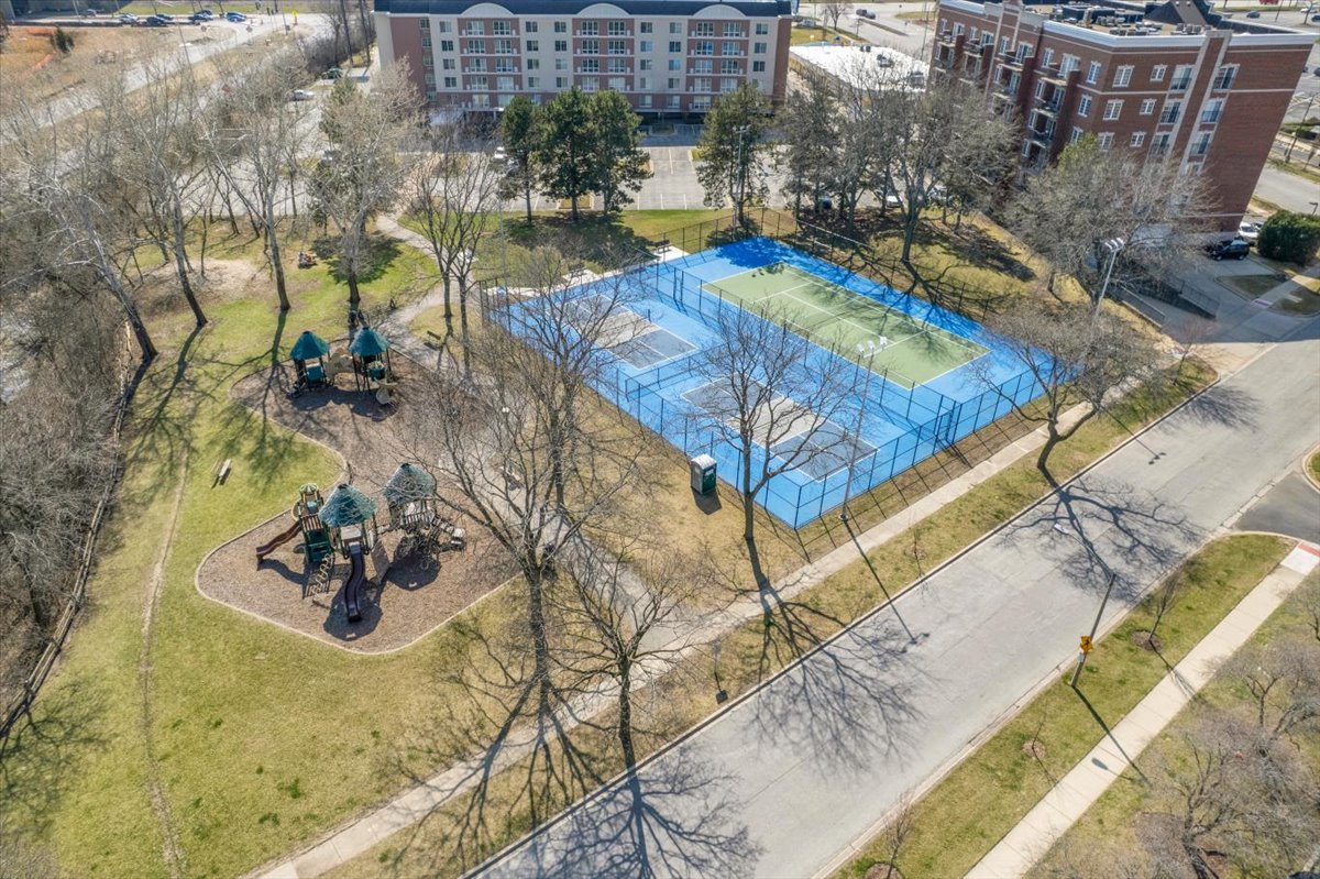 950 East Wilmette Road, Unit 325 Palatine, IL 60074 - Photo 36 of 45