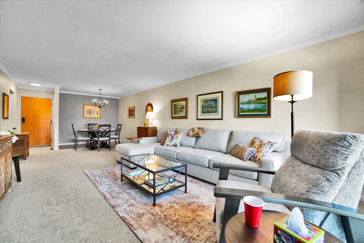 950 East Wilmette Road, Unit 325 Palatine, IL 60074 - Photo 7 of 45