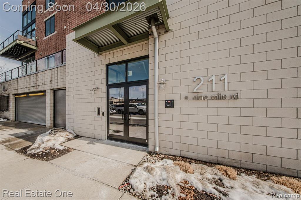 211 East 9 Mile Road, Unit 215 Ferndale, MI 48220 - Photo 2 of 34