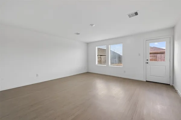 $1,950 | 3302 Hereford Drive, Rosenberg, TX 77471