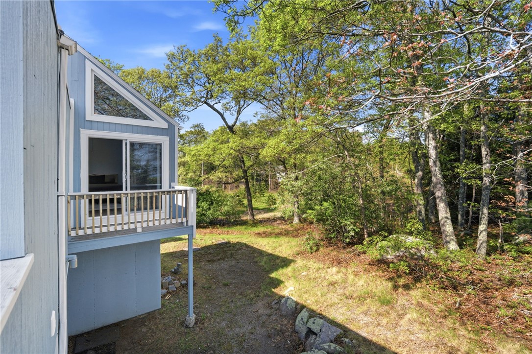 24 Kickapoo Run Charlestown, RI 02813 - Photo 5 of 49