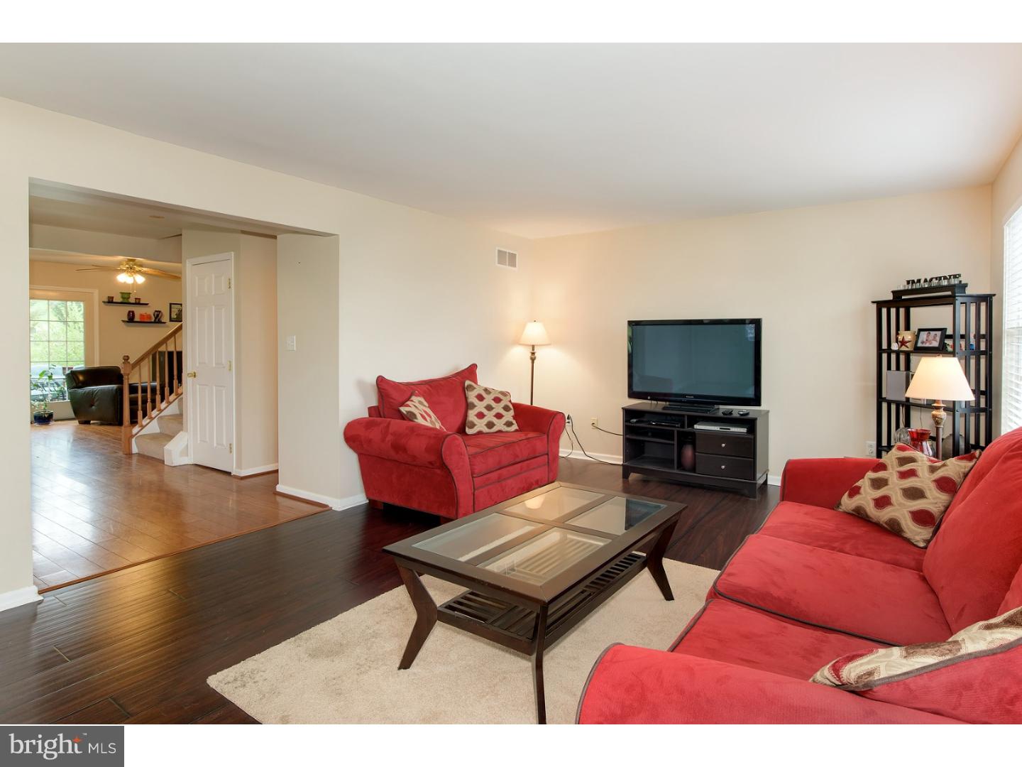 204 Bainbridge Circle Sinking Spring, PA 19608 - Photo 6 of 20 Living Room