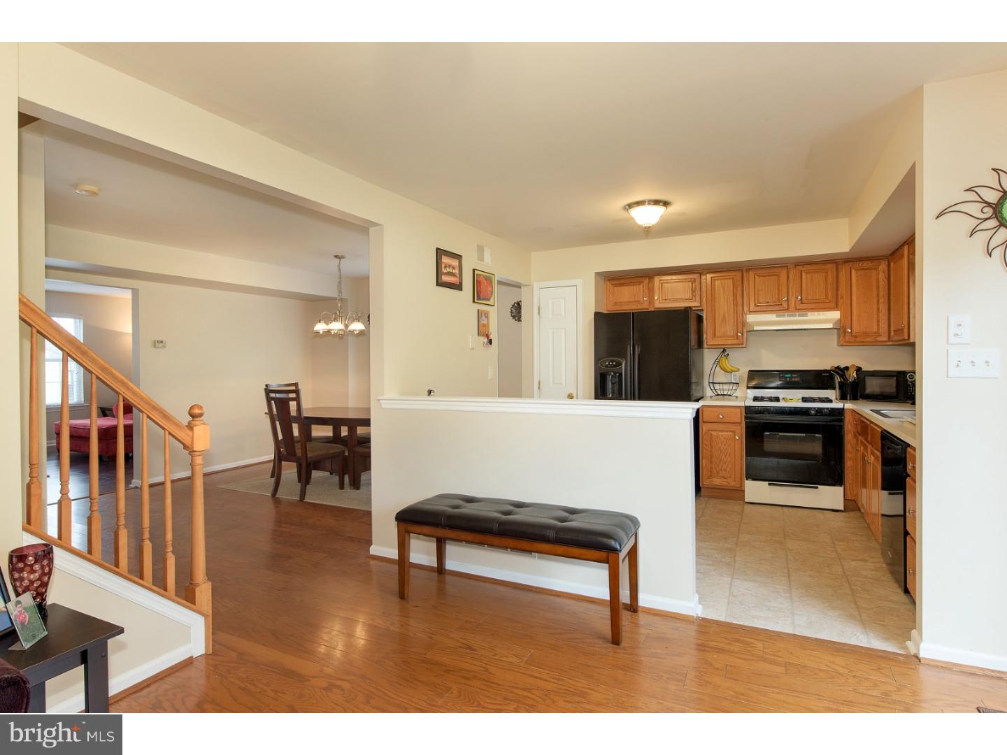 204 Bainbridge Circle Sinking Spring, PA 19608 - Photo 10 of 20 Kitchen
