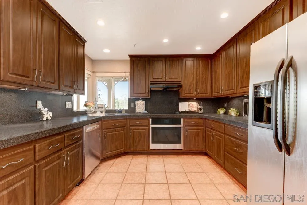 24029 Sargeant Road Ramona, CA 92065 - Photo 13 of 37 Gallery Image 13