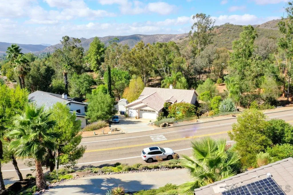 24029 Sargeant Road Ramona, CA 92065 - Photo 36 of 37 Gallery Image 36