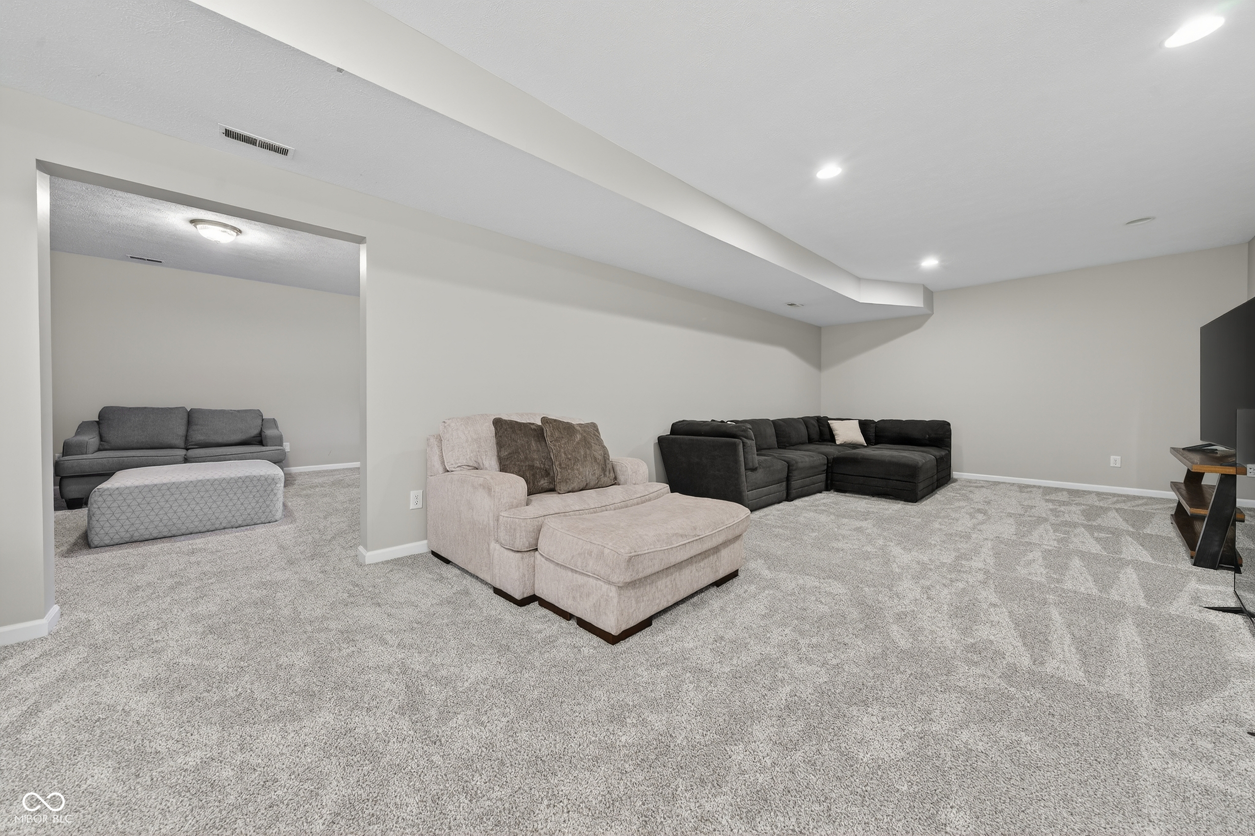 12586 Sandstone Run Carmel, IN 46033 - Photo 41 of 54