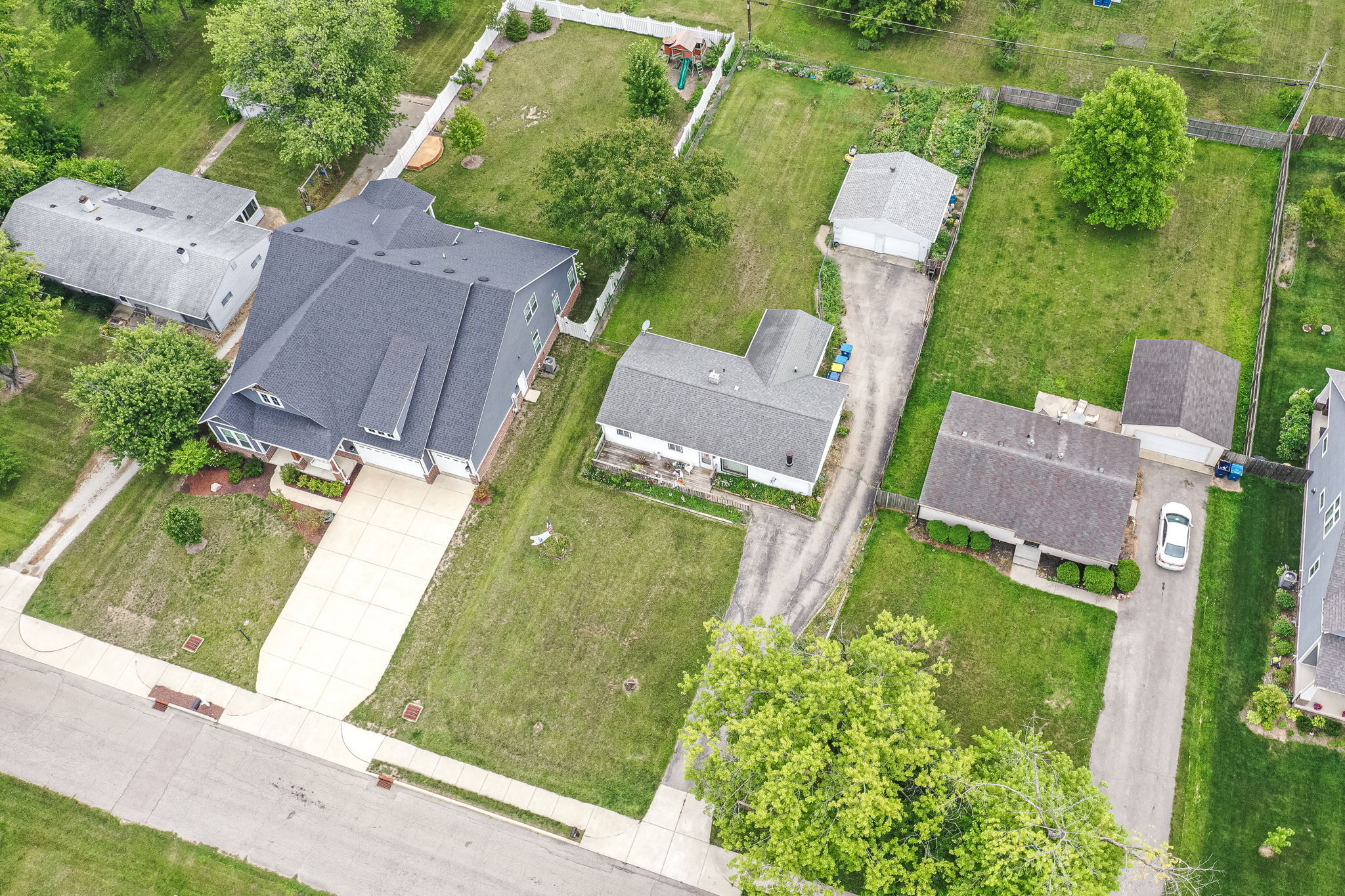 817 Oswego Road Carmel, IN 46032 - Photo 14 of 21