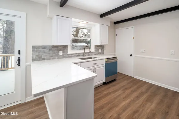 $300,000 | 120 East Palmer Avenue, Rotterdam, NY 12303