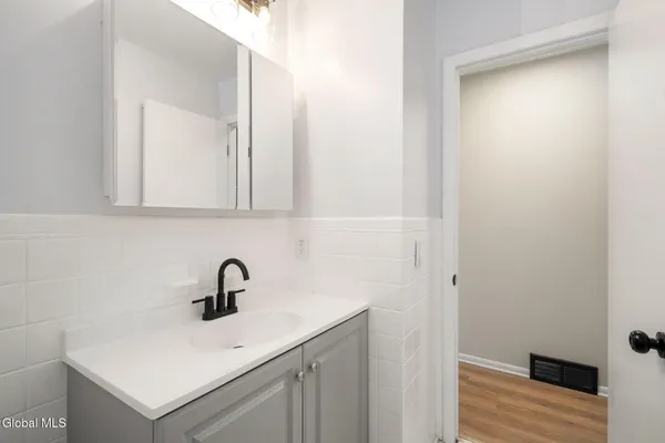 $300,000 | 120 East Palmer Avenue, Rotterdam, NY 12303