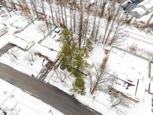 $300,000 | 120 East Palmer Avenue, Rotterdam, NY 12303