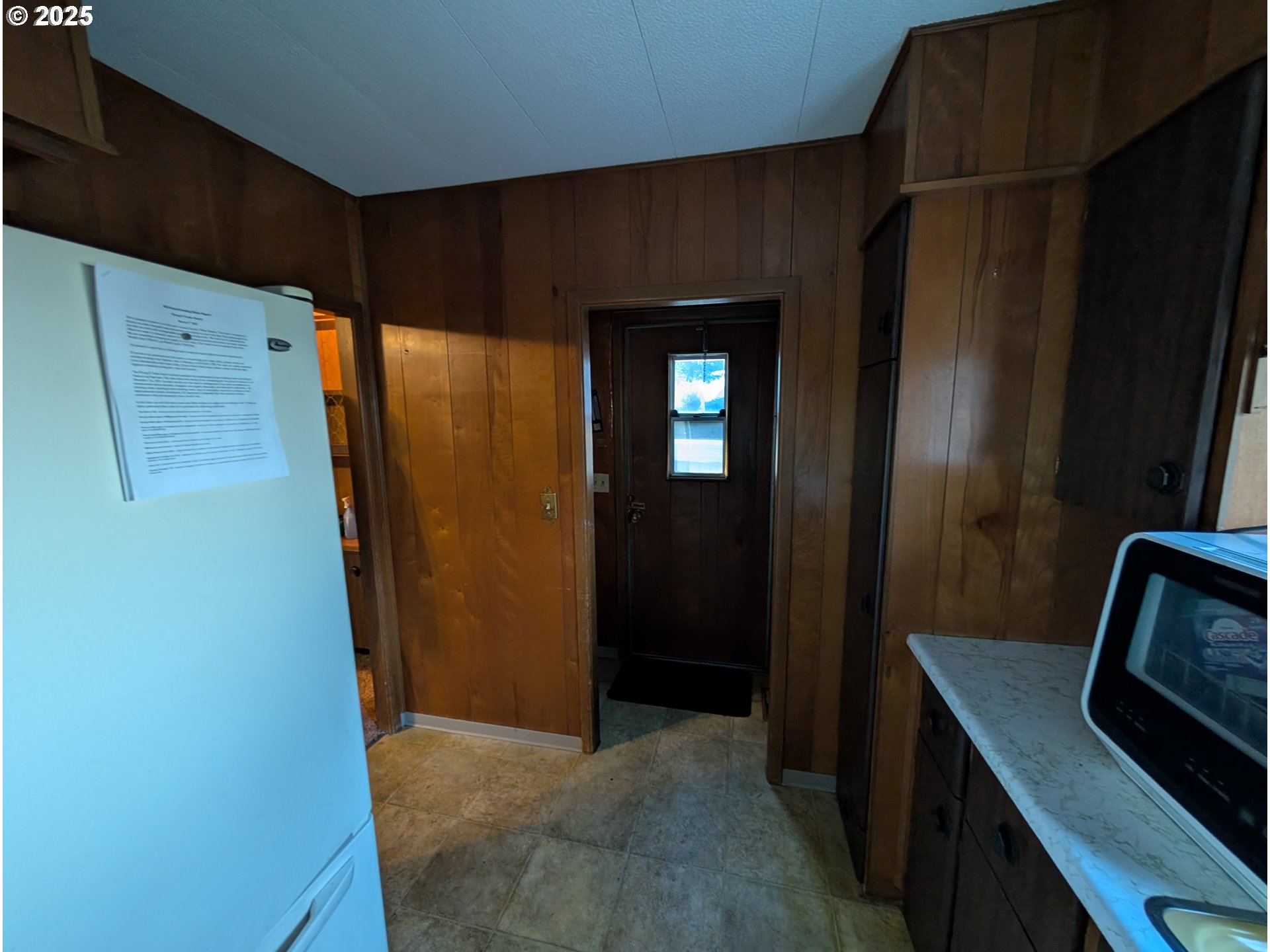 62218 Robin Road, Unit 34 La Grande, OR 97850 - Photo 6 of 13 Kitchen