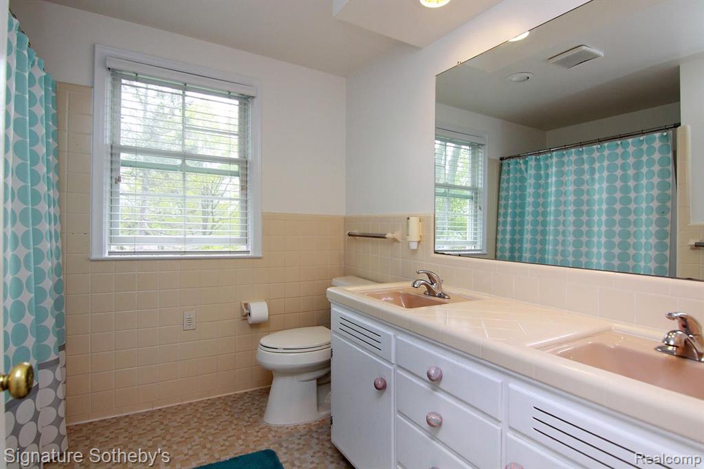 892 Satterlee Road Bloomfield Hills, MI 48304 - Photo 30 of 44