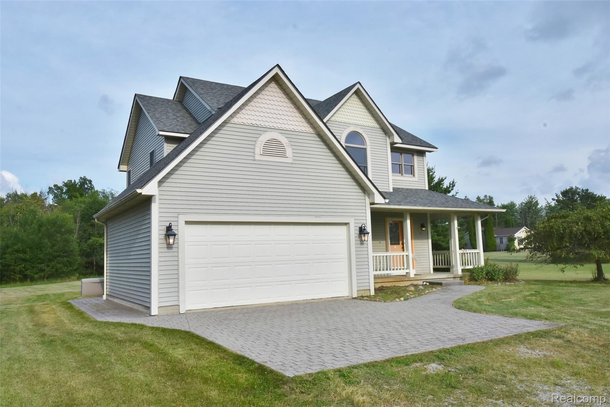 6455 Dutch Road Goodrich, MI 48438 - Photo 7 of 31 DSC_9319.JPG