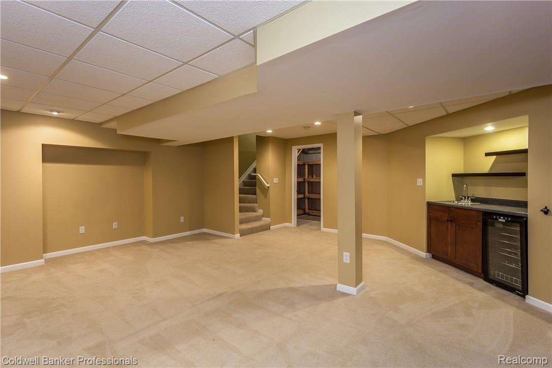 41863 Mitchell Road, Unit 17 Novi, MI 48377 - Photo 36 of 39 039-Entertainment_Room-4655137-large.jpg