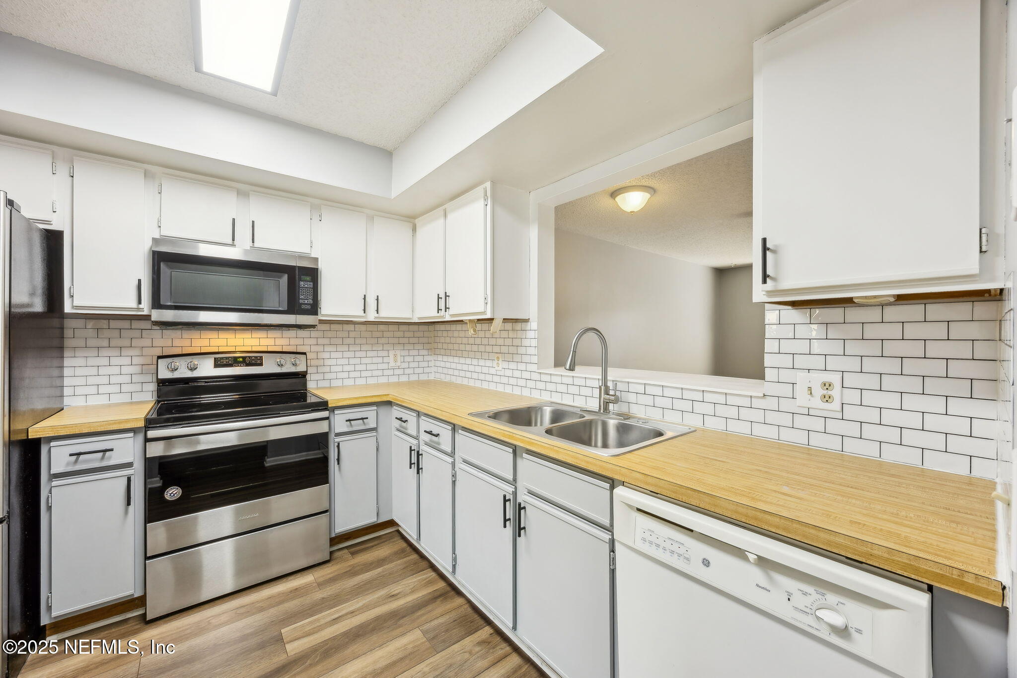 7 Jasmine Place, Unit 7 & 8 Fernandina Beach, FL 32034 - Photo 14 of 26 35-web-or-mls-53_7 Jasmine Pl 7+8