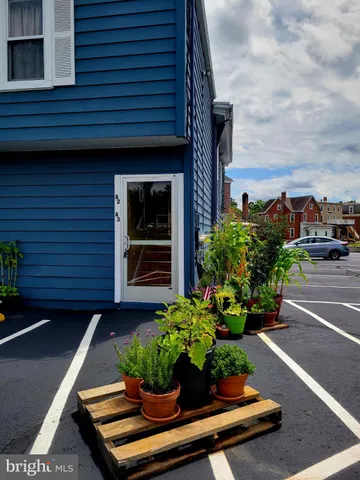 $1,750 | 25 East Bridge Street, Unit 3, Collegeville, PA 19426