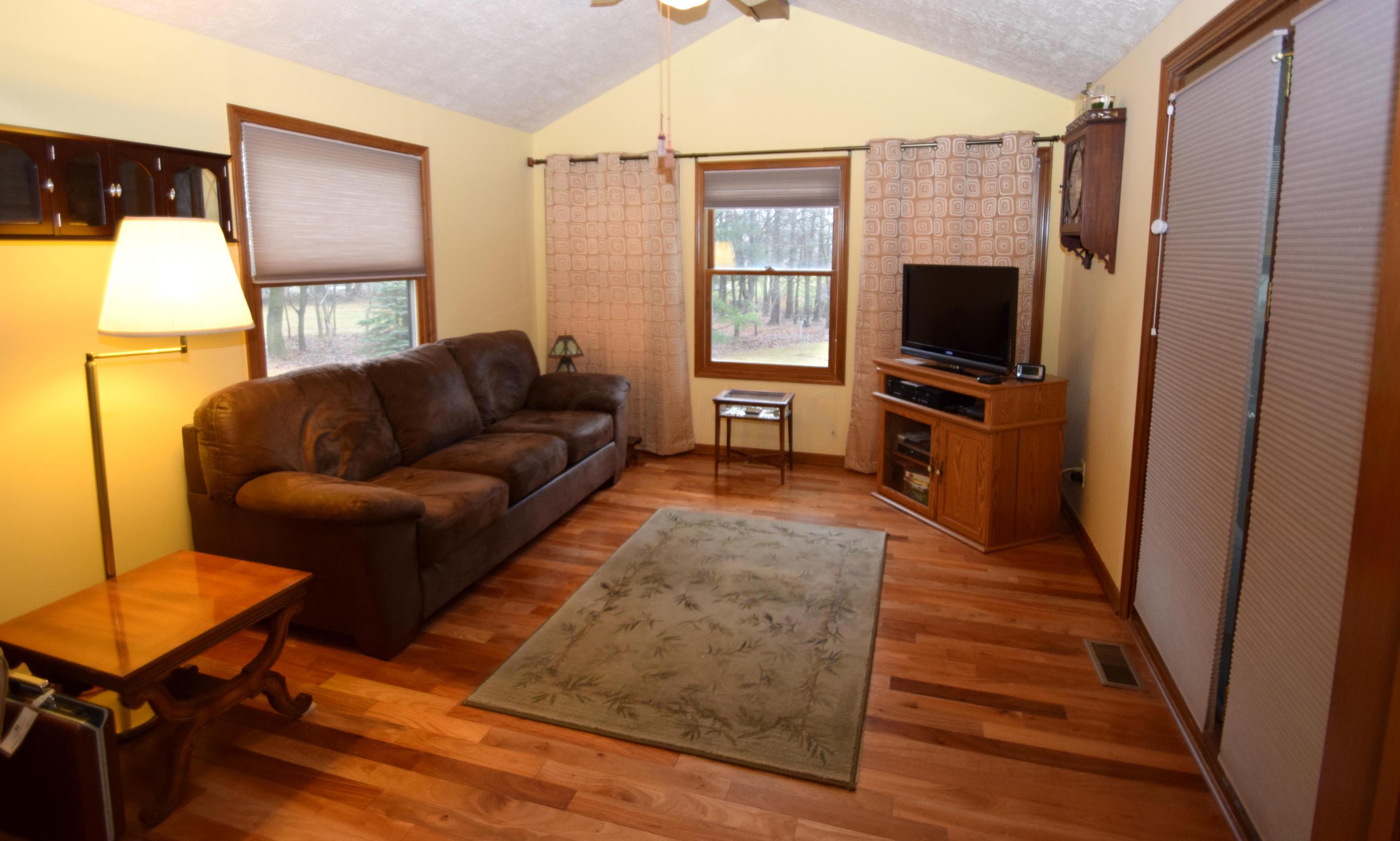 6711 Tussic St Road Westerville, OH 43082 - Photo 6 of 24