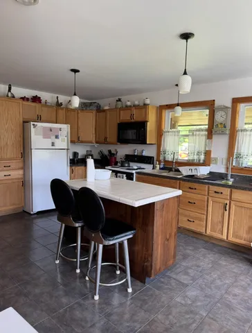 $630,000 | 24 West Shore Drive, Tinmouth, VT 05773