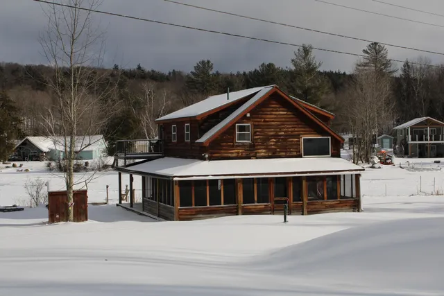 $630,000 | 24 West Shore Drive, Tinmouth, VT 05773