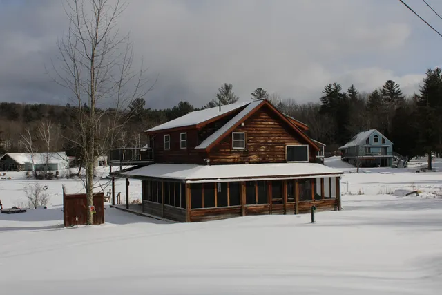 $630,000 | 24 West Shore Drive, Tinmouth, VT 05773