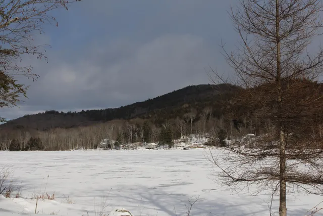 $630,000 | 24 West Shore Drive, Tinmouth, VT 05773