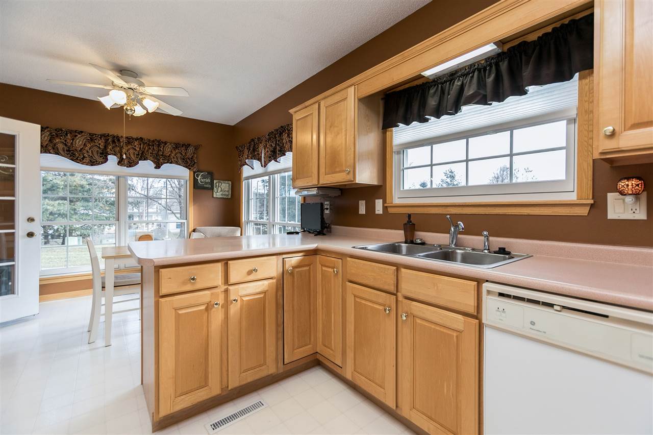 3130 Willowridge Road, Unit B Marion, IA 52302 - Photo 14 of 28 Gallery Image 14