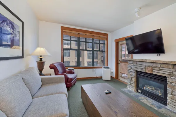 $999,000 | 1111 Forest Trail, Unit 1303, Mammoth Lakes, CA 93546