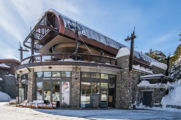 $999,000 | 1111 Forest Trail, Unit 1303, Mammoth Lakes, CA 93546