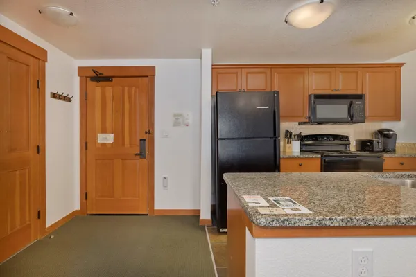 $999,000 | 1111 Forest Trail, Unit 1303, Mammoth Lakes, CA 93546