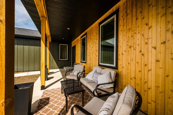 $1,195,000 | 3 Thunderbird Drive, Sheridan, WY 82801