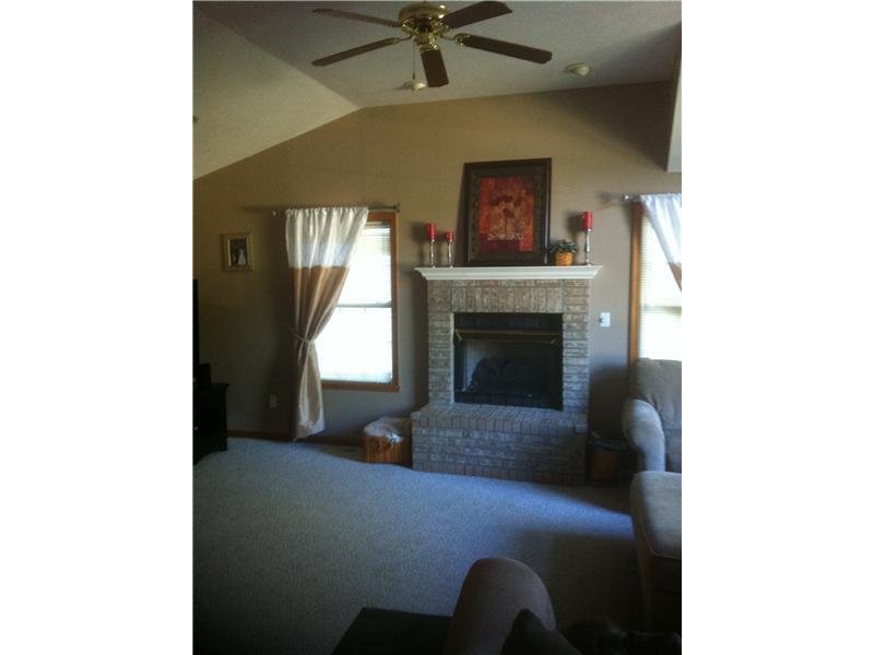 516 South Broadway Street Pendleton, IN 46064 - Photo 6 of 11 Gallery Image 6