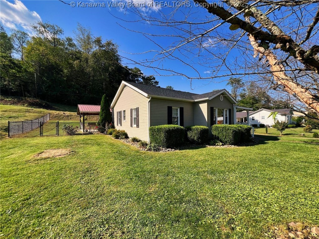 5025 Elk River Road South Elkview, WV 25071 - Photo 3 of 43 Gallery Image 3