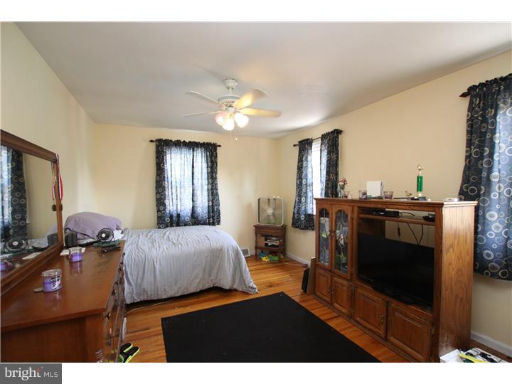 813 West Rolling Road Springfield, PA 19064 - Photo 20 of 24 Bedroom 2