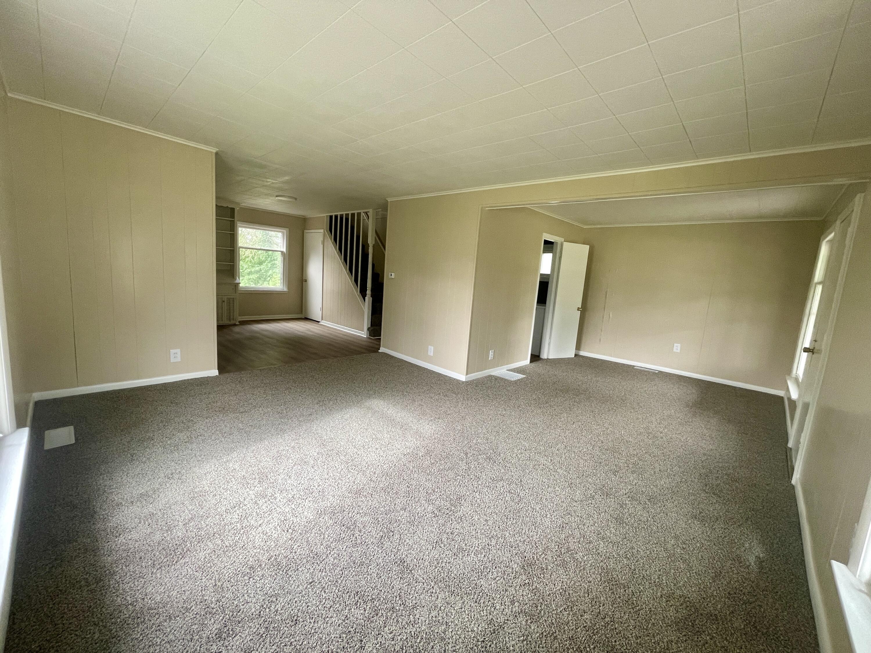 4055 West Monroe Road Alma, MI 48801 - Photo 10 of 31 Livingroom