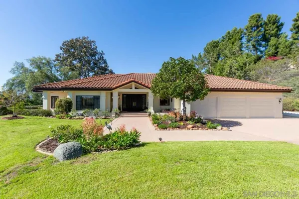 $2,350,000 | 13012 Solera Way, Poway, CA 92064