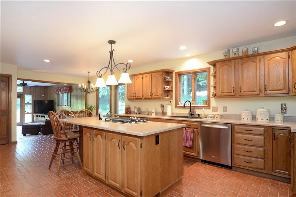 469 Lowries Run Road Pittsburgh, PA 15229 - Photo 9 of 24 Gallery Image 9