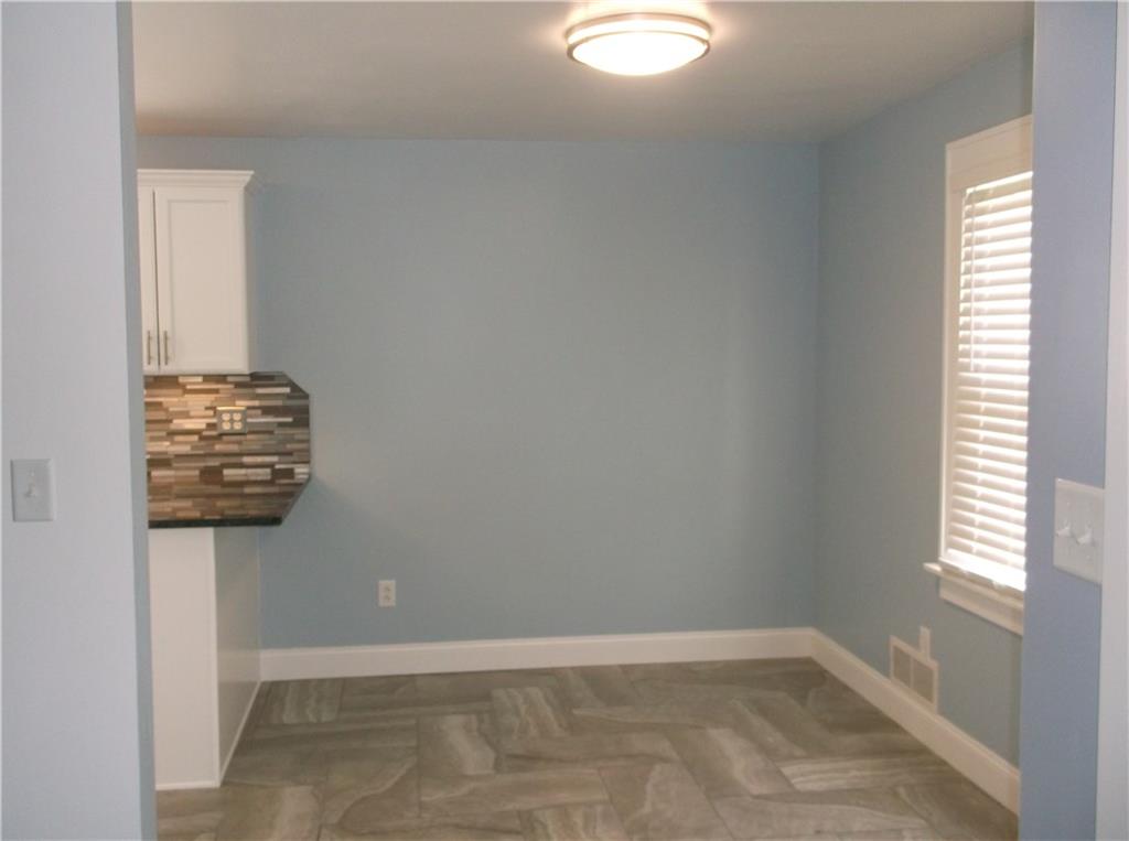 420 Rostraver Road Belle Vernon, PA 15012 - Photo 6 of 25 There's a place for bar stools for comfortable morning "coffee" talk and also plenty of room for a large table and chairs!