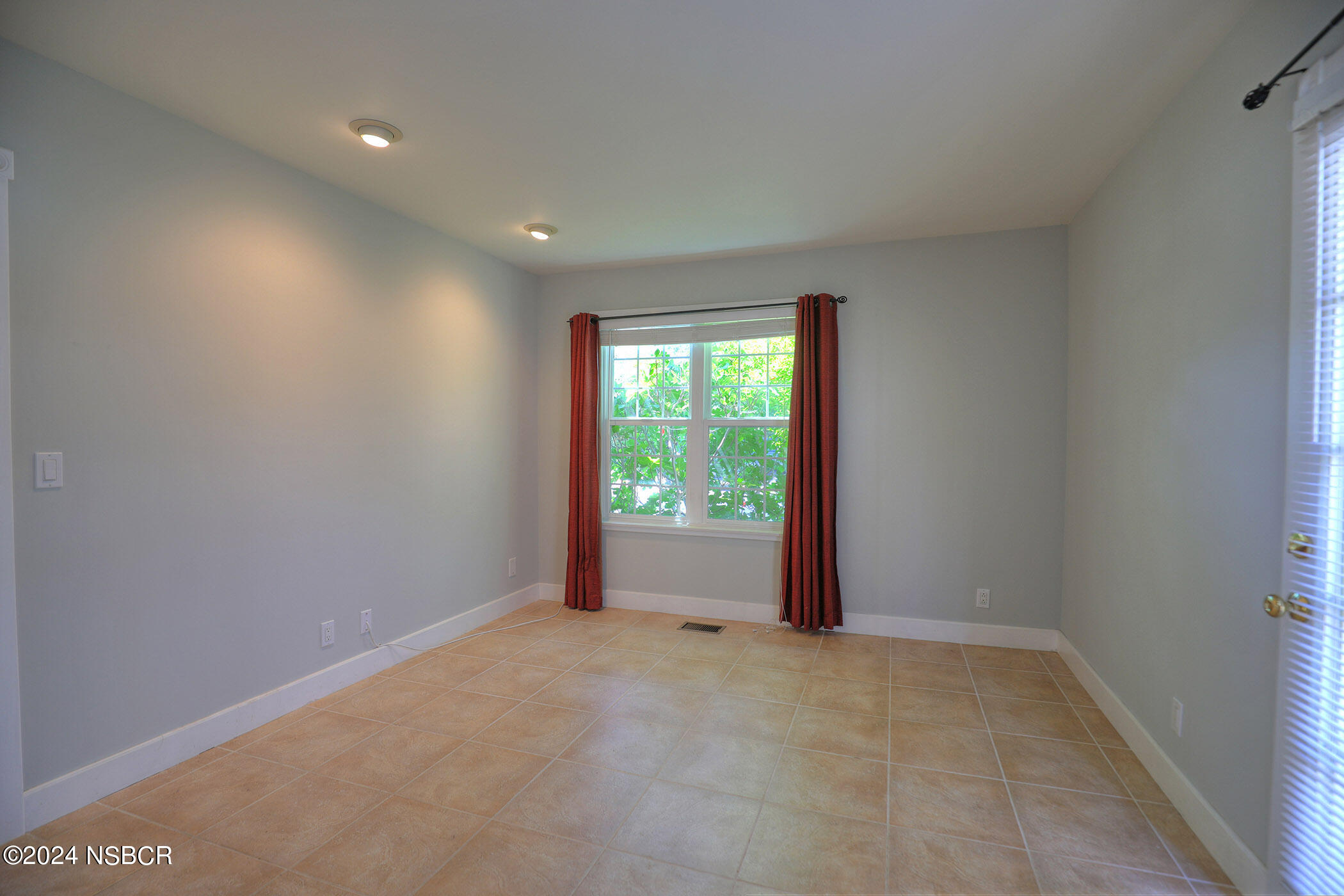 381 5th Street Solvang, CA 93463 - Photo 17 of 40 25