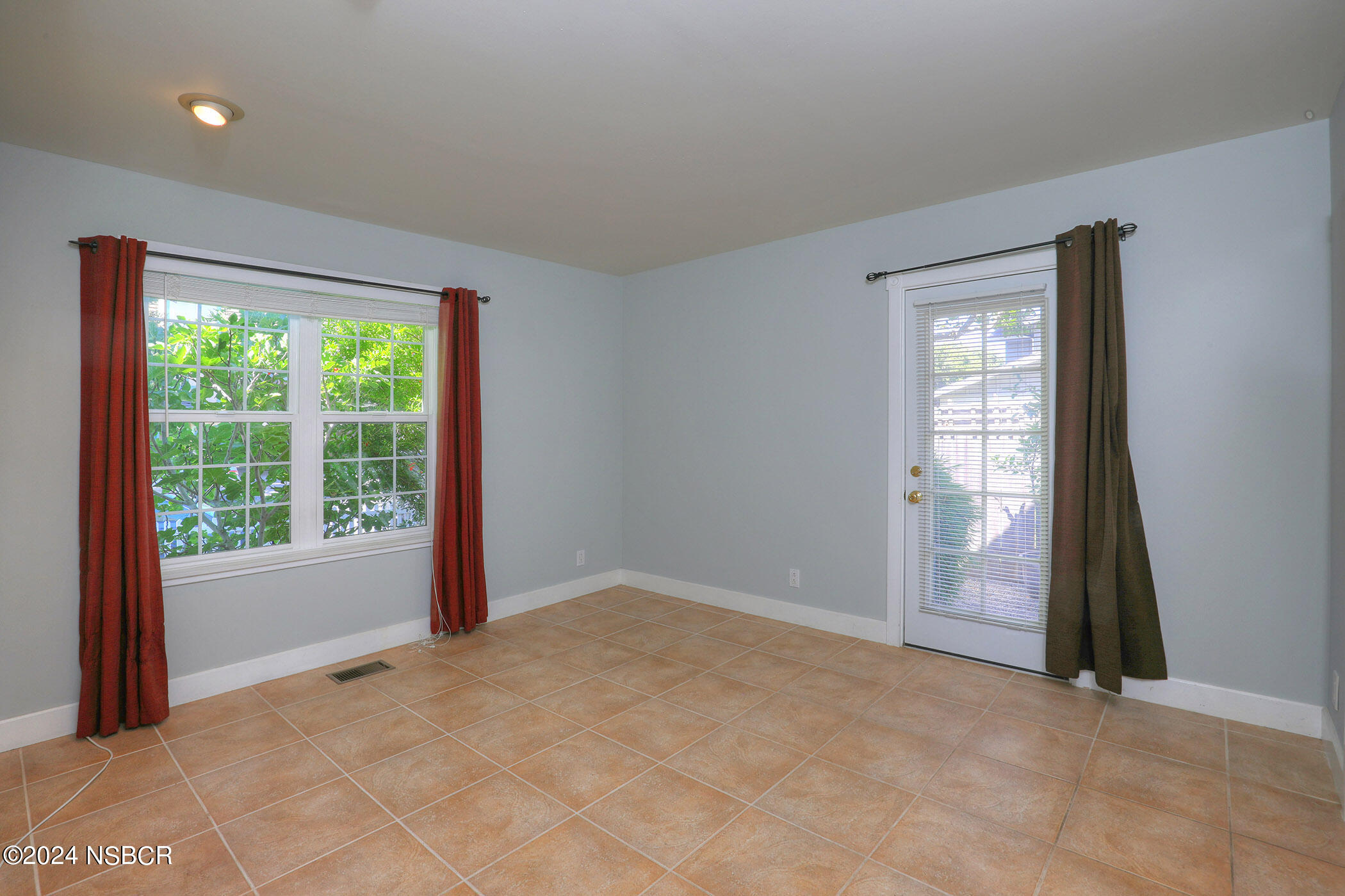 381 5th Street Solvang, CA 93463 - Photo 18 of 40 12