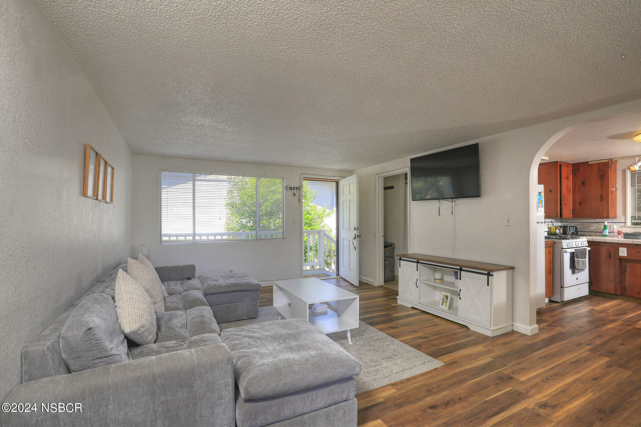 381 5th Street Solvang, CA 93463 - Photo 32 of 40 27