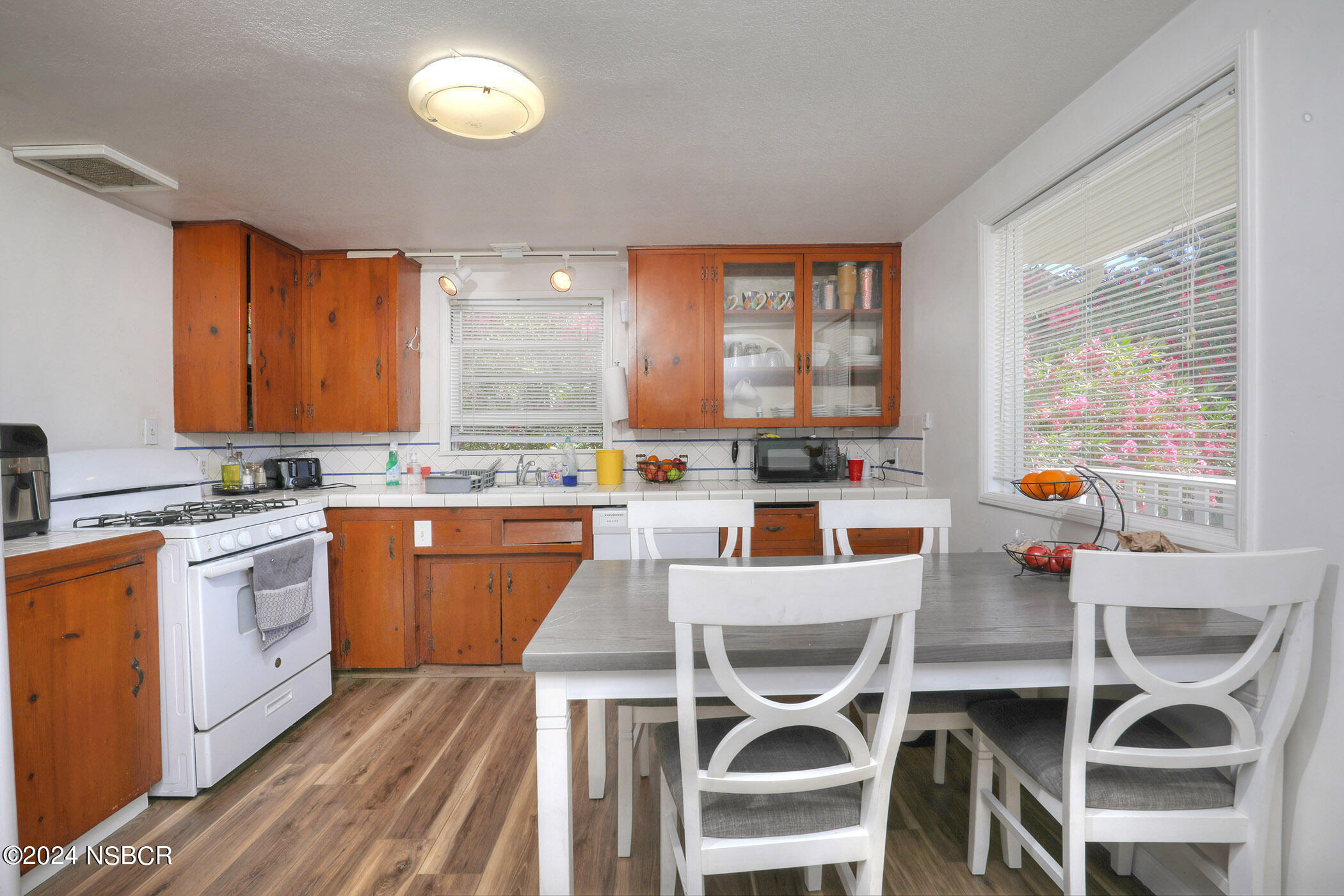 381 5th Street Solvang, CA 93463 - Photo 34 of 40 34