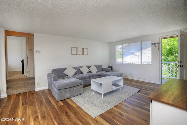 $1,235,000 | 381 5th Street, Solvang, CA 93463