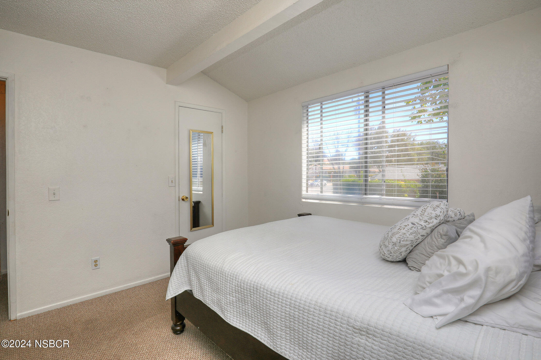 381 5th Street Solvang, CA 93463 - Photo 38 of 40 32