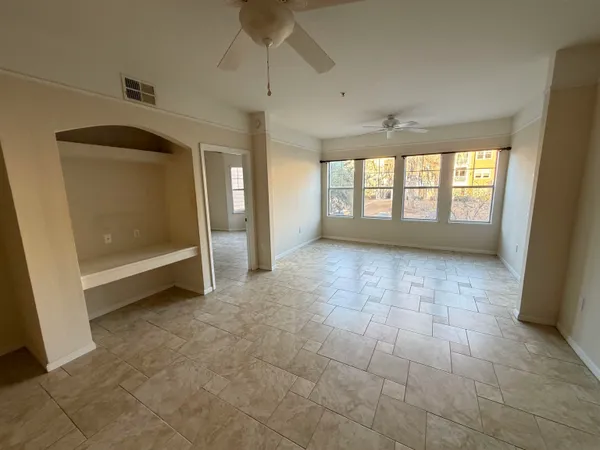 $159,900 | 2801 Chancellorsville Drive, Unit 925, Tallahassee, FL 32312